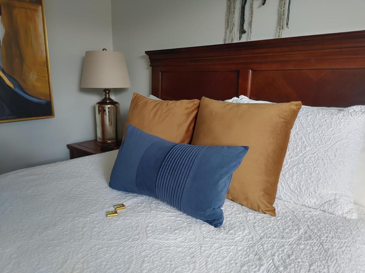 Stonewater Manor B&B Gananoque Zewnętrze zdjęcie