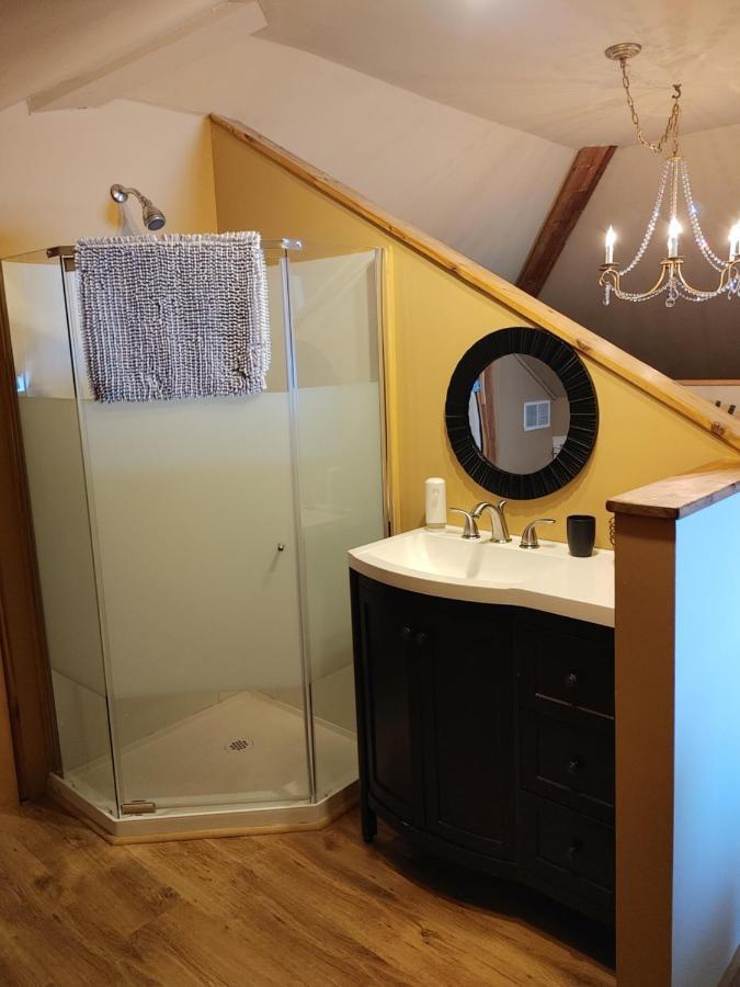 Stonewater Manor B&B Gananoque Zewnętrze zdjęcie