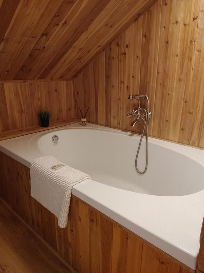 Stonewater Manor B&B Gananoque Zewnętrze zdjęcie